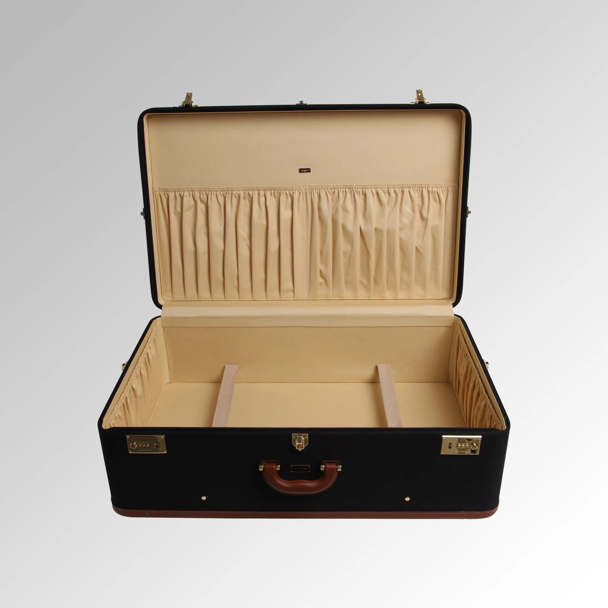 29" HARDSIDED PACKING CASE