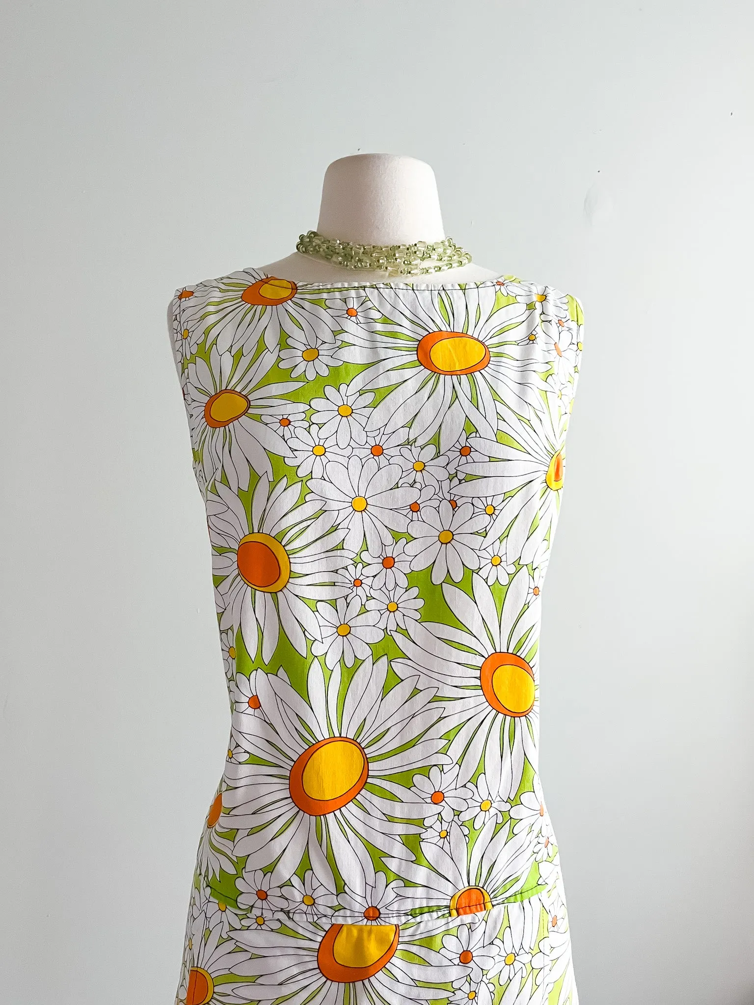 Amazing Daisy Print 1960's Mod Romper Dress / Sz L