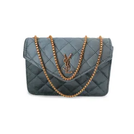 Quilted Velvet Crossbody Bag for Any Occasion