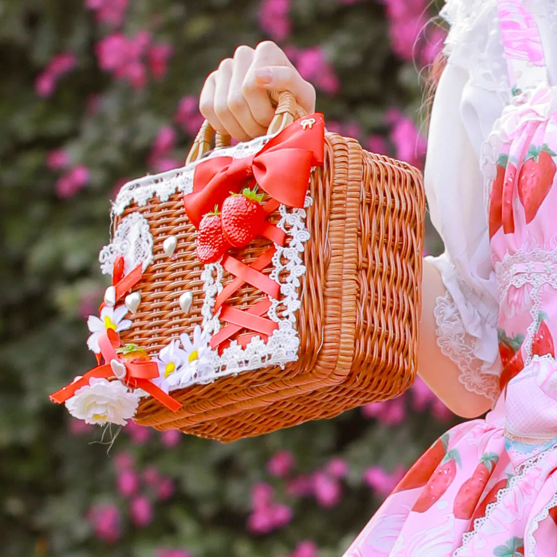 Wicker Strawberry Purse